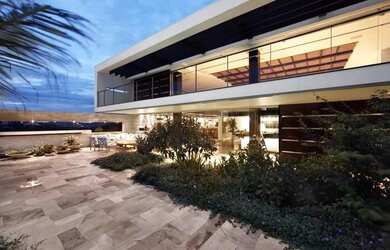 Imagem 5: Linda mansão na Ferradura - Venda e Temporada