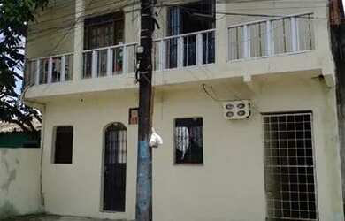 Imagem: A kitnet possui 5 Dormitórios, 4 Banheiros, 1 Vaga na garagem