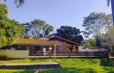 Imagem 13: Papucaia- Região Nobre- Fazendinha/ Haras Montado- Porteira Fechada