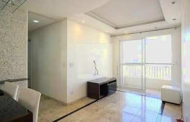 Imagem: O apartamento possui 1 Dormitório, 1 Banheiro, 2 Vagas na garagem