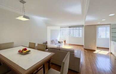 Imagem: O apartamento possui 1 Dormitório, 1 Banheiro, 1 Vaga na garagem