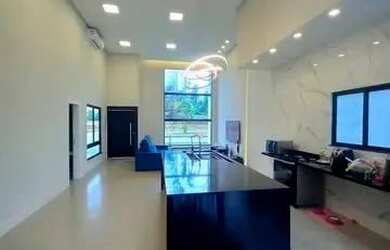 Imagem: A casa em condomínio possui 3 Dormitórios, 5 Banheiros, 4