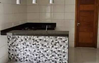 Imagem: A casa possui 2 Dormitórios, 3 Banheiros, 1 Vaga na garagem