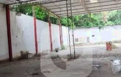 Imagem: O depósito possui 1.880m² de Área e está localizado em