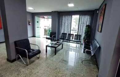 Imagem: O depósito possui 1 Vaga na garagem, 38m² de Área e está