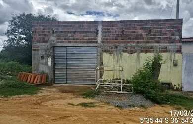 Imagem: A casa possui 3 Dormitórios, 1 Banheiro, 199m² de Área e