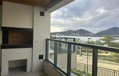 Imagem: O apartamento possui 3 Dormitórios, 4 Banheiros, 2 Vagas na