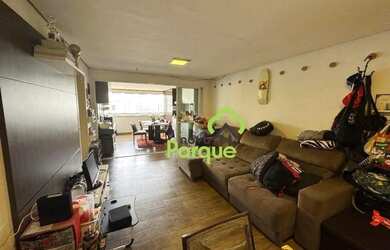 Imagem: O apartamento possui 3 Dormitórios, 3 Banheiros, 2 Vagas na