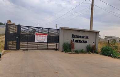 Imagem: O terreno possui 380m² de Área e está localizado em Recanto