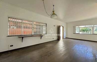 Imagem 5: Casa no alto. Varanda, 242m² de Área, 4 Vagas na garageme3 Dormitórios