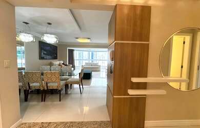 Imagem 4: Apartamento quadra mar com 3 suítes locação anual ou venda em Balneário...