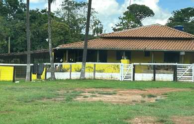 Imagem: A fazenda possui 16m² de Área, Varanda e está localizado