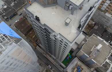 Imagem 5: Apartamento com 2 dormitórios sendo 1 suíte e 2 vagas de garagem em...