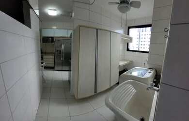 Imagem 3: Apartamento medindo 195 m², sendo 1 por andar 3 suítes