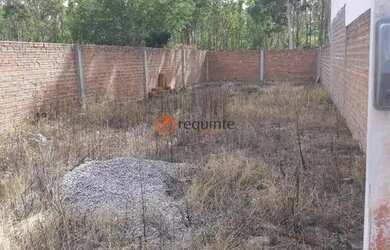 Imagem: O terreno possui 175m² de Área e está localizado em Três