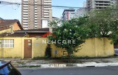 Imagem: A casa possui 2 Dormitórios, 2 Banheiros, 2 Vagas na garagem