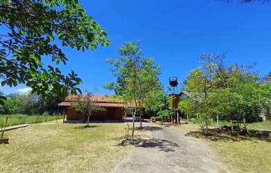 Imagem: A fazenda possui 1.000m² de Área e está localizado em Águas