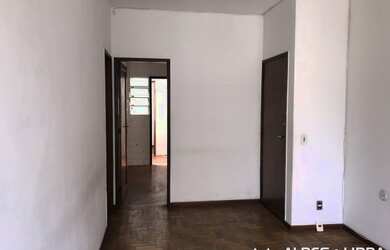 Imagem: O apartamento possui 2 Dormitórios, 1 Banheiro e 60m² de Área