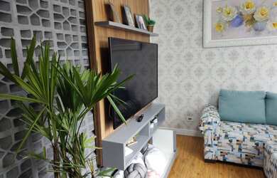 Imagem: O apartamento possui 2 Dormitórios, 1 Banheiro, 1 Vaga na garagem