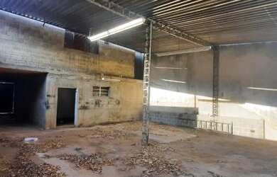 Imagem 15: Barracão, 140 m² - venda por R$ 1.050.000 ou aluguel por R$ 3.800/mês...