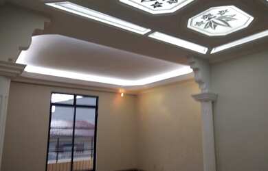 Imagem: A casa possui 5 Dormitórios, 4 Banheiros, 3 Vagas na garagem