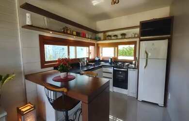 Imagem 5: Sobrado para Venda em Imbituba, Arroio, 1 dormitório, 1 banheiro