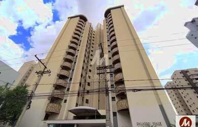 Imagem: O apartamento possui 3 Dormitórios, 3 Banheiros, 2 Vagas na