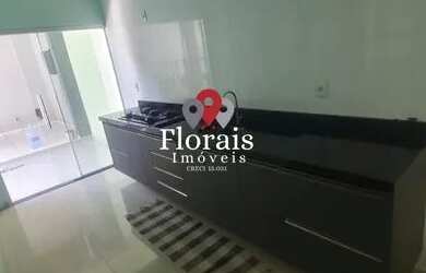 Imagem: A casa em condomínio possui 2 Dormitórios, 2 Banheiros, 2