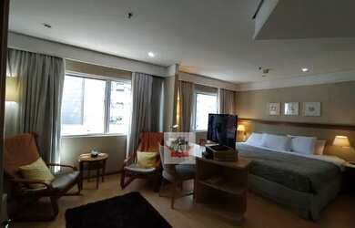 Imagem: O studio possui 1 Dormitório, 1 Banheiro, 1 Vaga na garagem