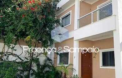 Imagem: A casa em condomínio possui 4 Dormitórios, 5 Banheiros, 2