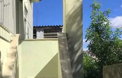 Imagem: A casa possui 2 Dormitórios, 1 Banheiro, 55m² de Área e