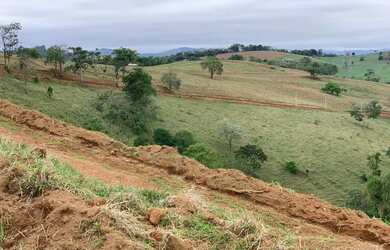 Imagem: O terreno possui 500m² de Área e está localizado em Jardim