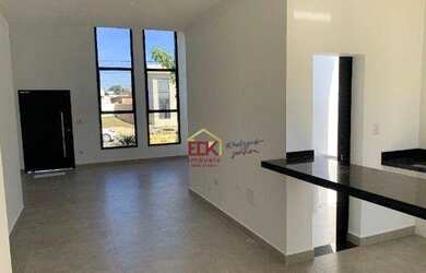 Imagem: A casa em condomínio possui 3 Dormitórios, 3 Banheiros, 4