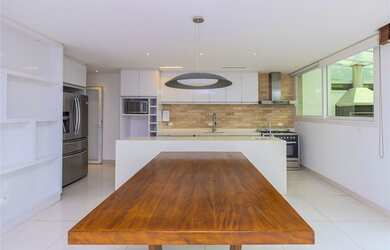 Imagem 7: Casa à venda no bairro Alto da Boa Vista - São Paulo/SP