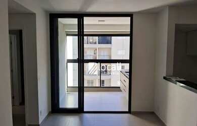 Imagem: O apartamento possui 2 Dormitórios, 2 Banheiros, 2 Vagas na