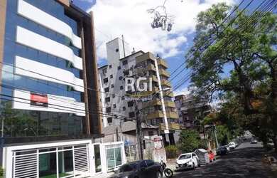 Imagem: O depósito possui 2 Vagas na garagem e 65m² de Área e está