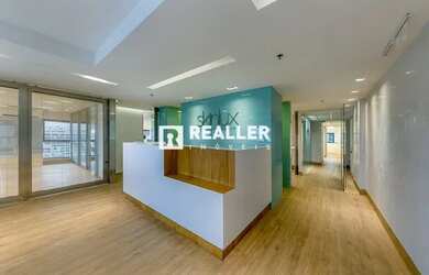 Imagem: O depósito possui 4 Vagas na garagem, 250m² de Área e está