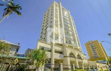 Imagem: O apartamento na cobertura possui 4 Dormitórios, 5 Banheiros