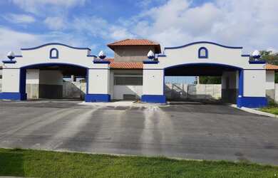 Imagem: O terreno possui 275m² de Área e está localizado em Novo