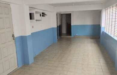 Imagem: A casa possui 3 Dormitórios, 3 Banheiros, 1 Vaga na garagem