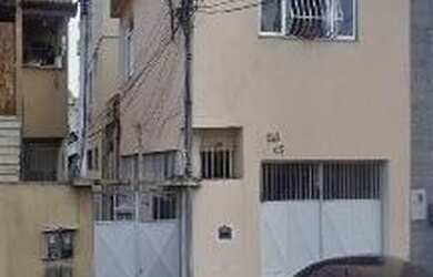 Imagem: A casa possui 3 Dormitórios, 2 Banheiros e está localizado