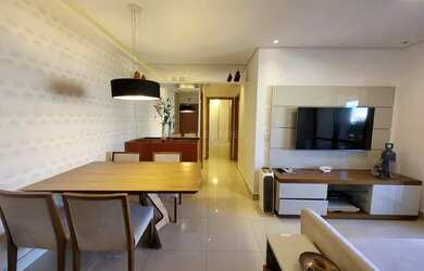 Imagem: O apartamento possui 2 Dormitórios, 2 Banheiros, 2 Vagas na