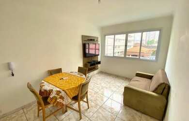 Imagem: O apartamento possui 1 Dormitório, 1 Banheiro, 1 Vaga na garagem