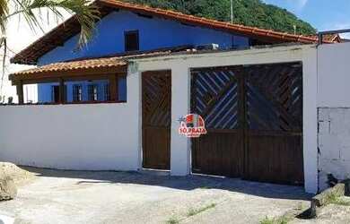 Imagem: A casa possui 2 Dormitórios, 1 Banheiro, 2 Vagas na garagem