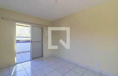 Imagem: A casa possui 1 Dormitório, 1 Banheiro, 56m² de Área e está