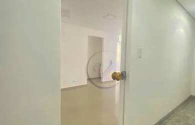 Imagem: O depósito possui 2 Vagas na garagem, 84m² de Área e está