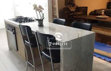 Imagem: O apartamento possui 3 Dormitórios, 3 Banheiros, 2 Vagas na