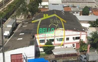 Imagem: O depósito possui 5 Vagas na garagem, 1.700m² de Área e