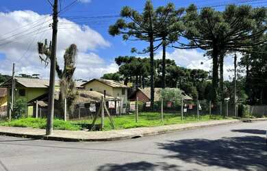 Imagem: O terreno possui 418m² de Área e está localizado em Palace