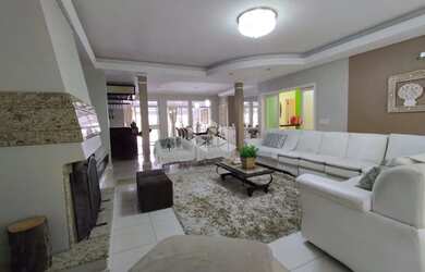 Imagem 3: Belíssima residência no bairro Patronato!